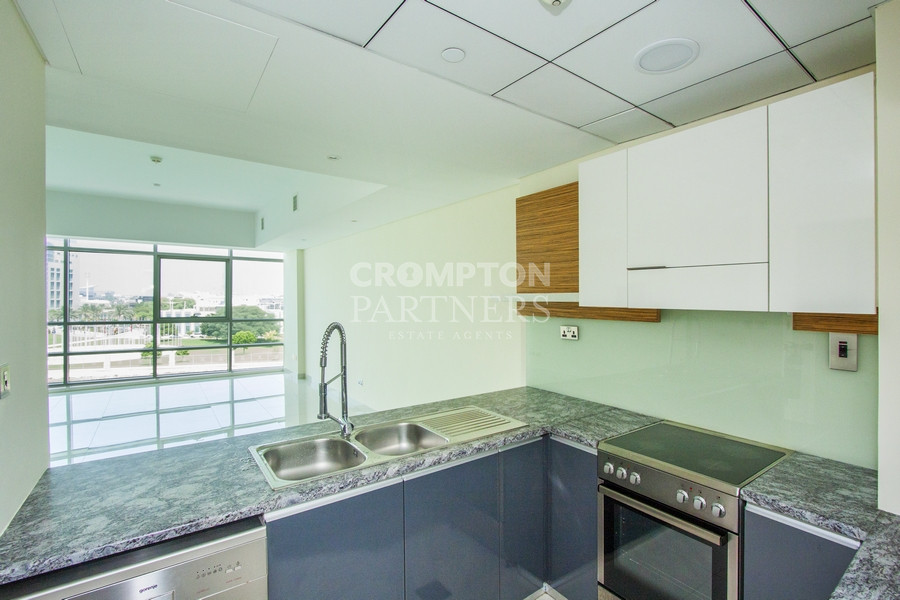 Ready To Move | Classy | Great Location - Photo 3
