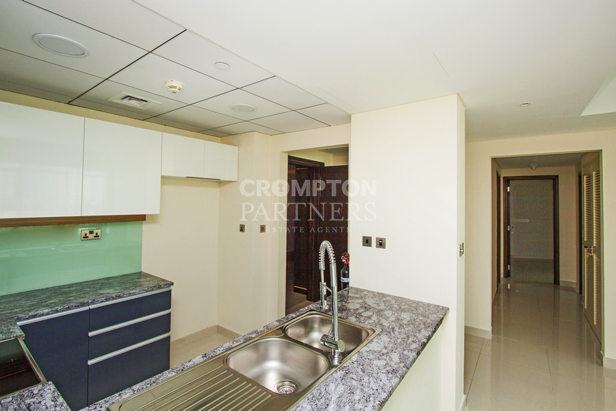 Ready To Move | Classy | Great Location - Photo 5