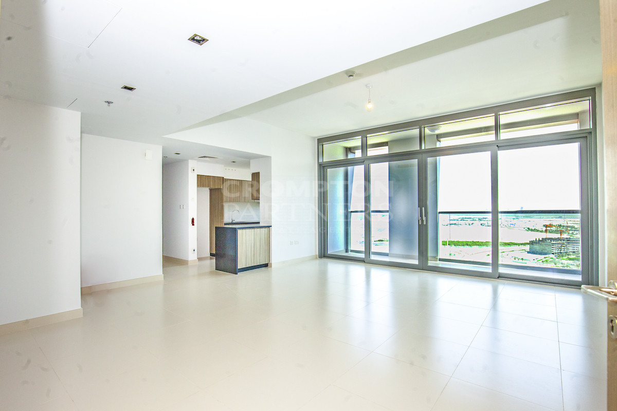 Big Balcony | Modern Style | Stunning Views - Photo 4