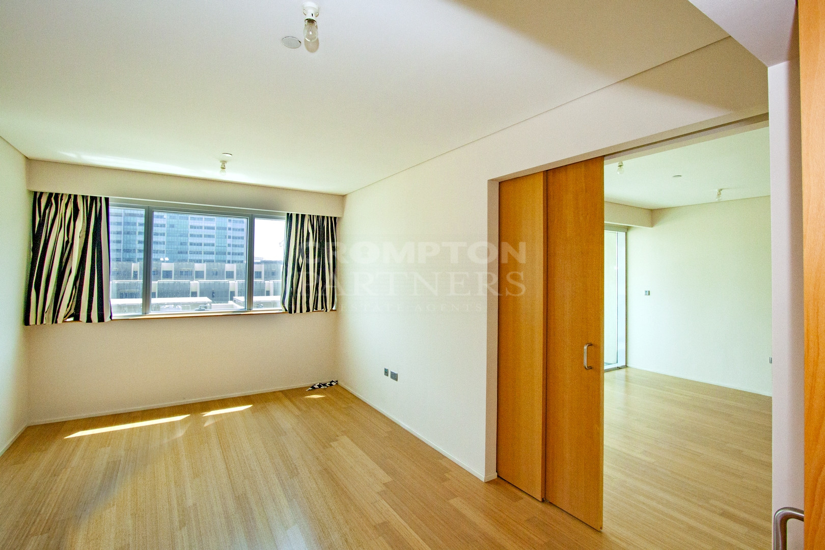 Ready To Move In | Beach Access | Book Now - Photo 5
