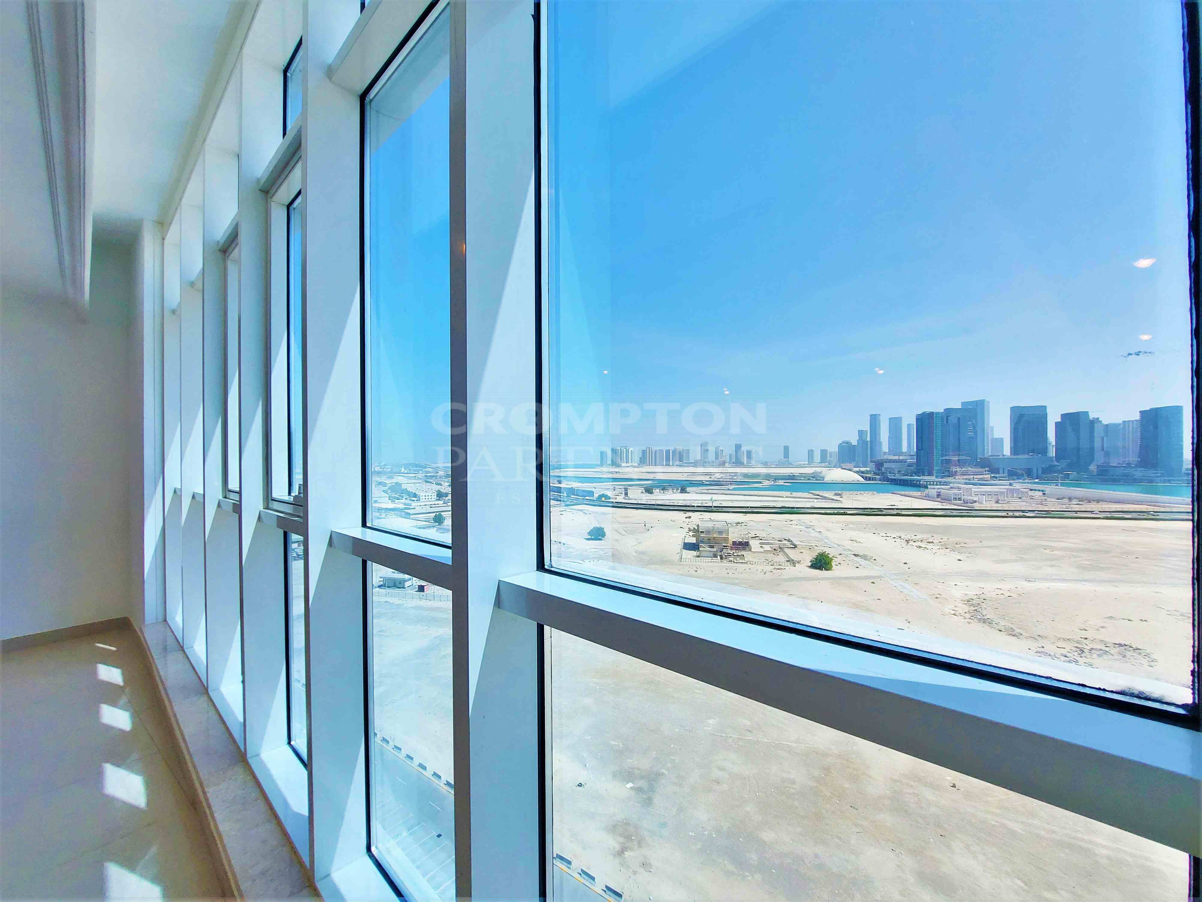 Modern Style | Best Location | Spacious | Vacant - Photo 2