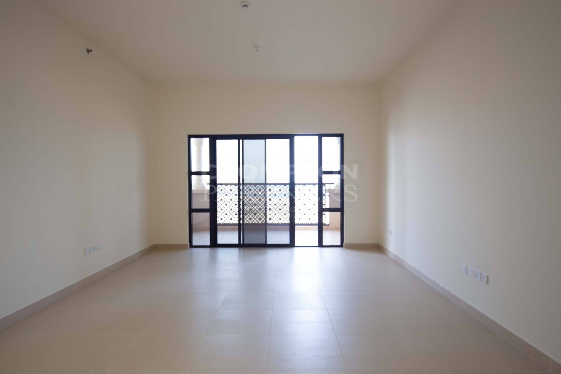Sea View | Large Terrace | Maids Room | Vacant - Photo 4