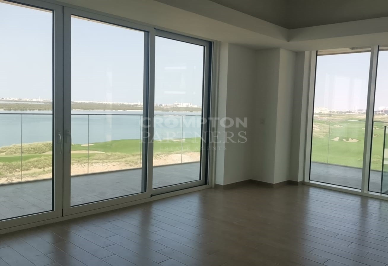 Vacant Now |Spacious |Large Terrace |Beach Access