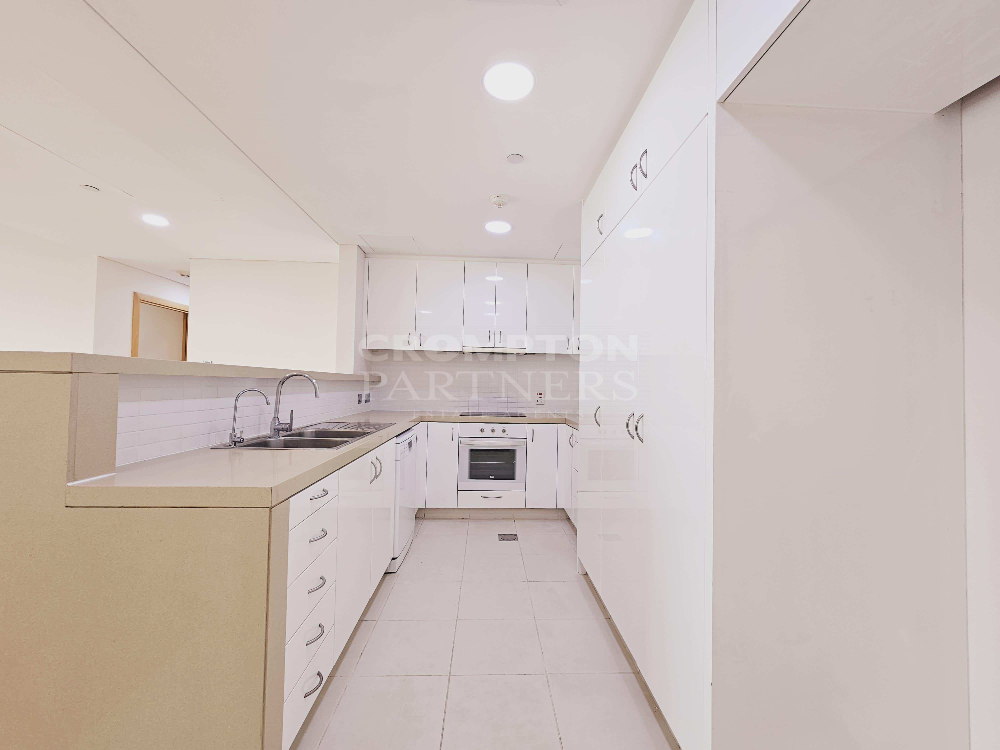 Canal Views | Beach Access | Fully Fitted Kitchen - Photo 5