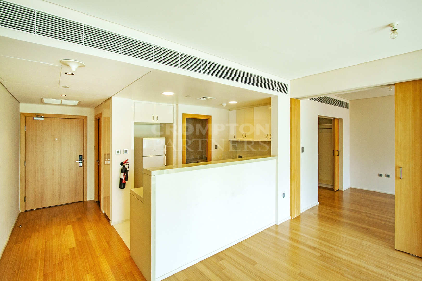 Ready To Move In | Beach Access | Book Now - Photo 2
