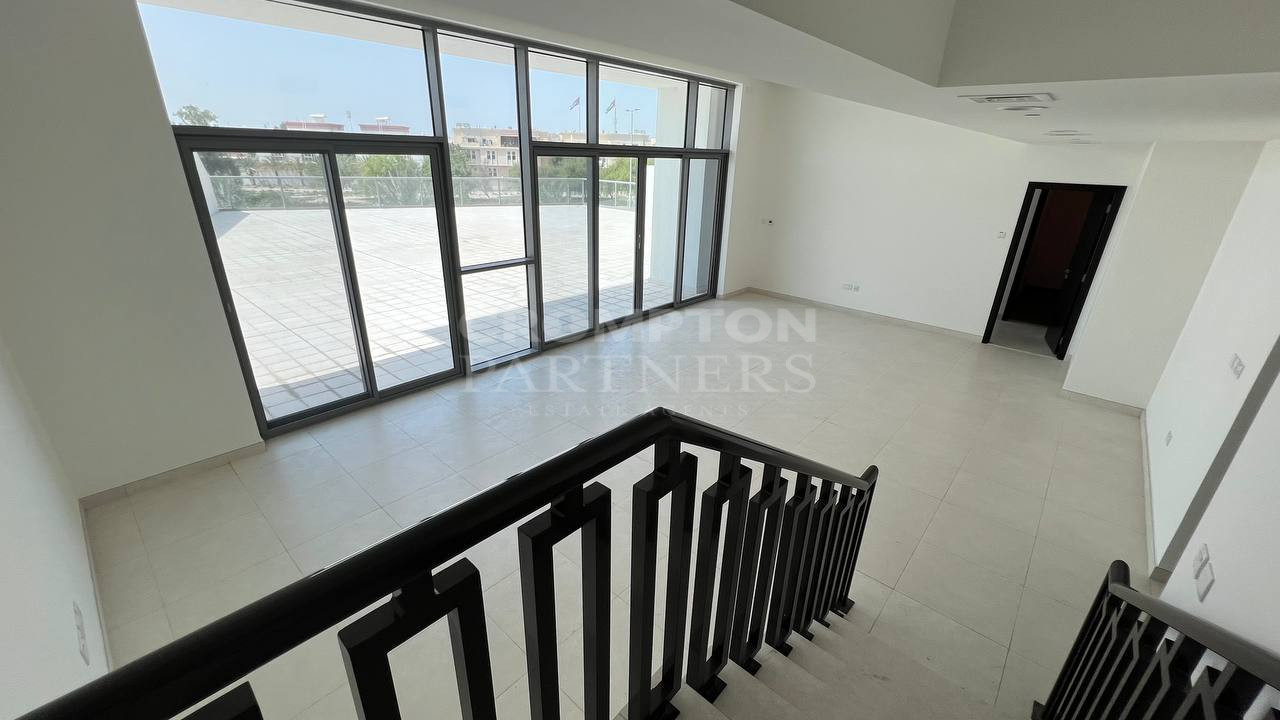 Spacious Duplex | Big Terrace | 4 Cheques - Photo 3