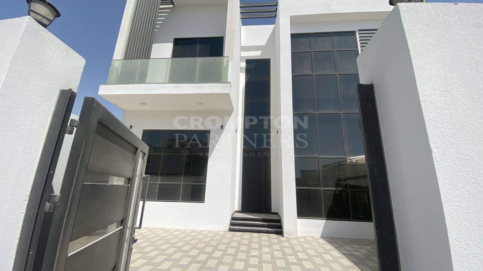 Luxurious Living | Great Family Home | Vacant