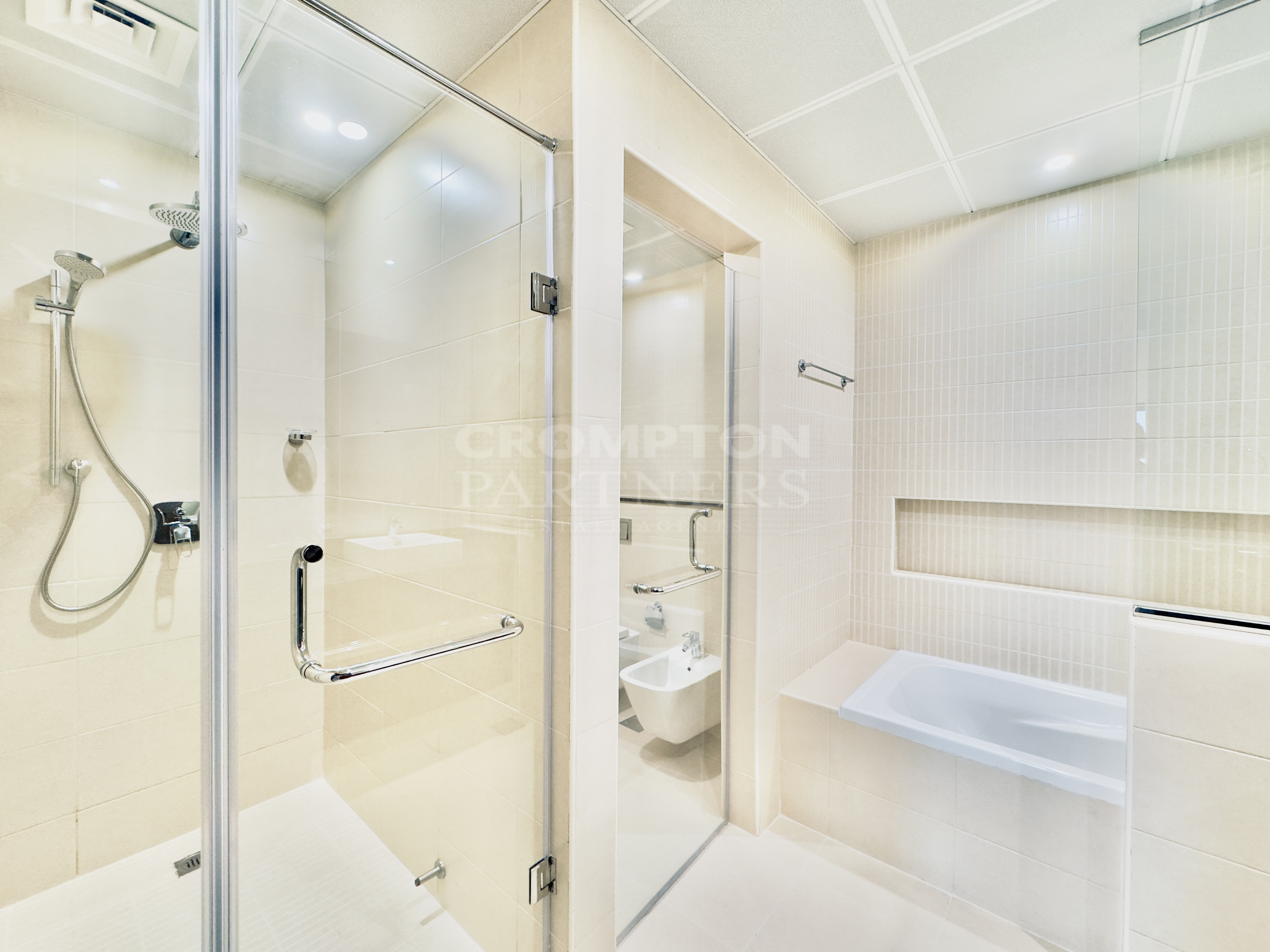 World Class Living | Best Amenities | Vacant Now - Photo 5