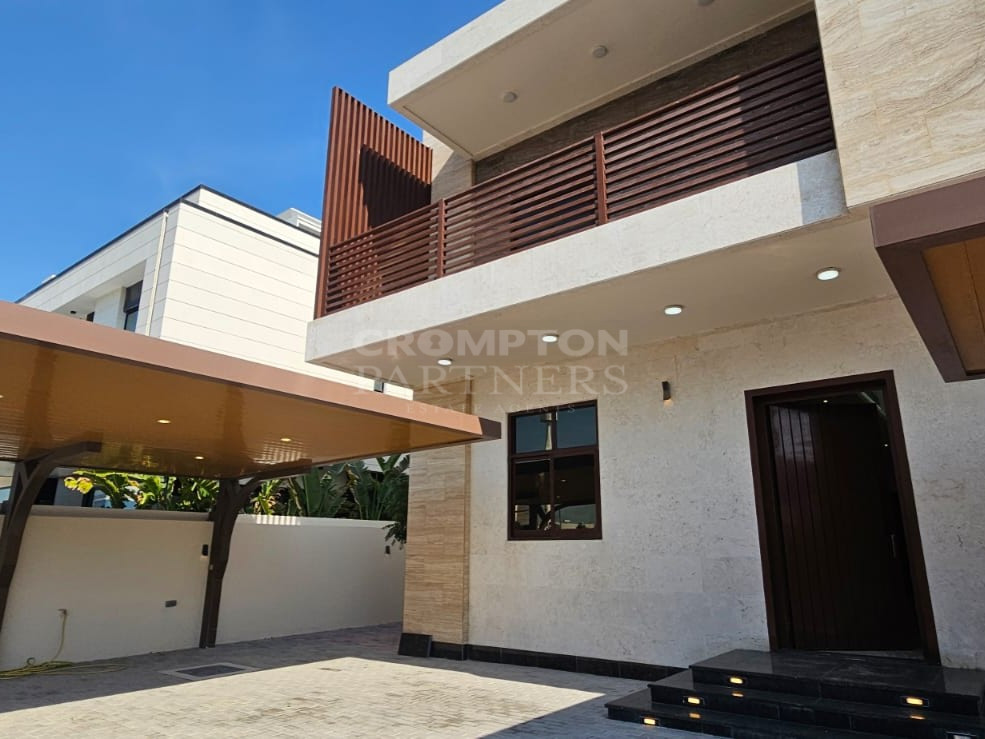 Luxury 5BR | Brand New| Double Row | Private Pool