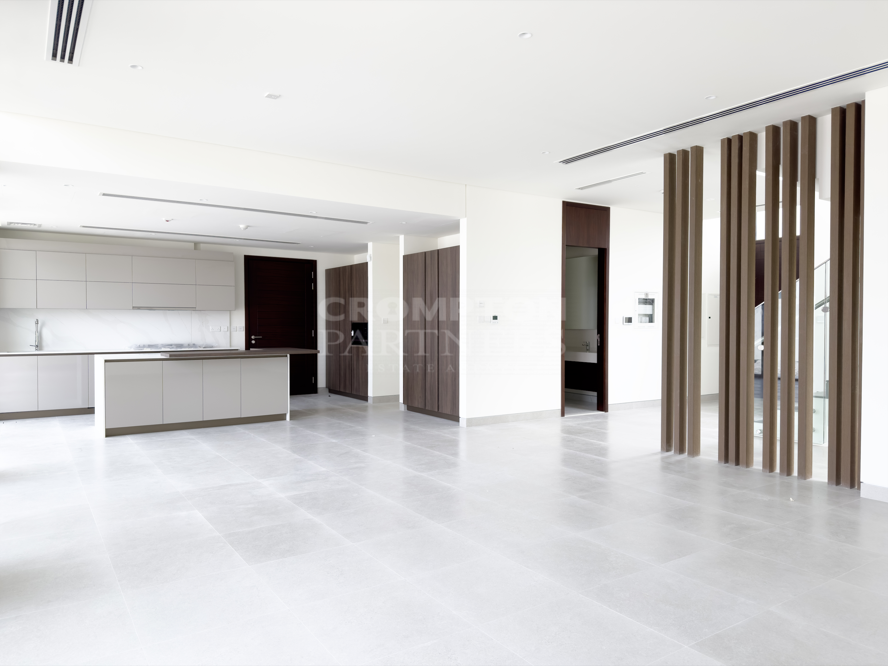 Excellent Family Home | With Maids | Prime Area - Photo 5