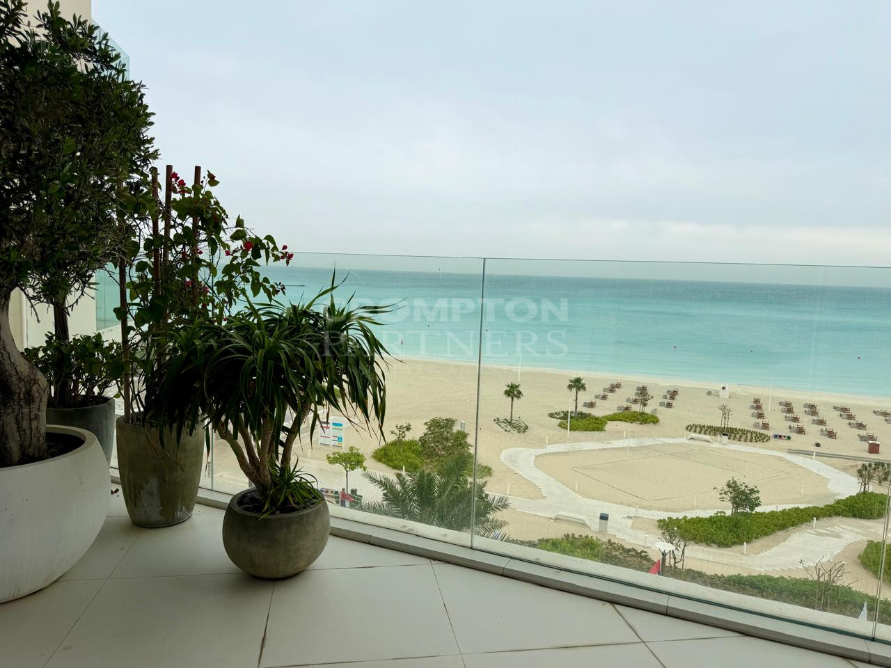 Full Sea View|Owner Occupied|Excellent Condition - Photo 3