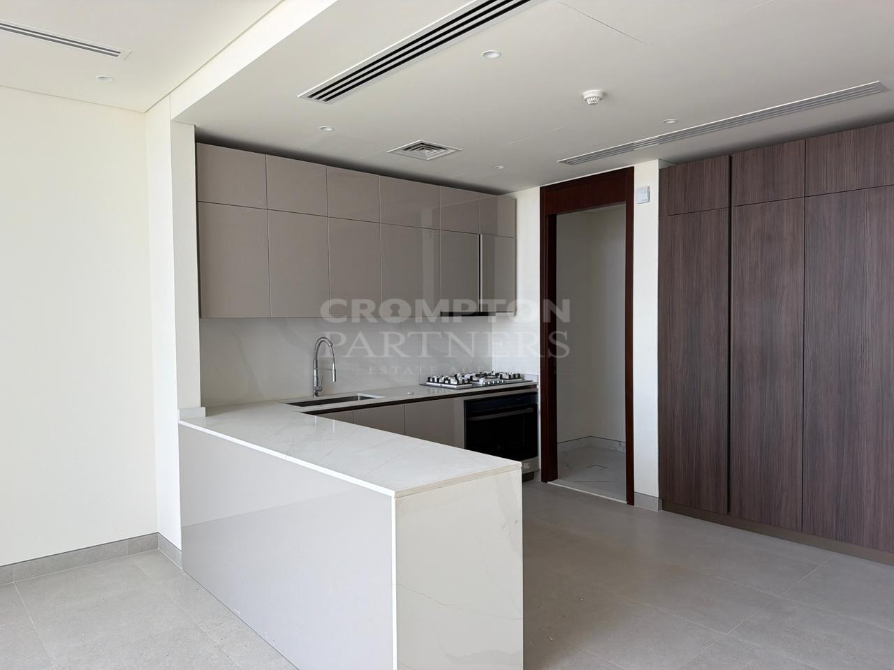Premium Townhouse | Nad Al Dhabi | Prime Spot - Photo 4