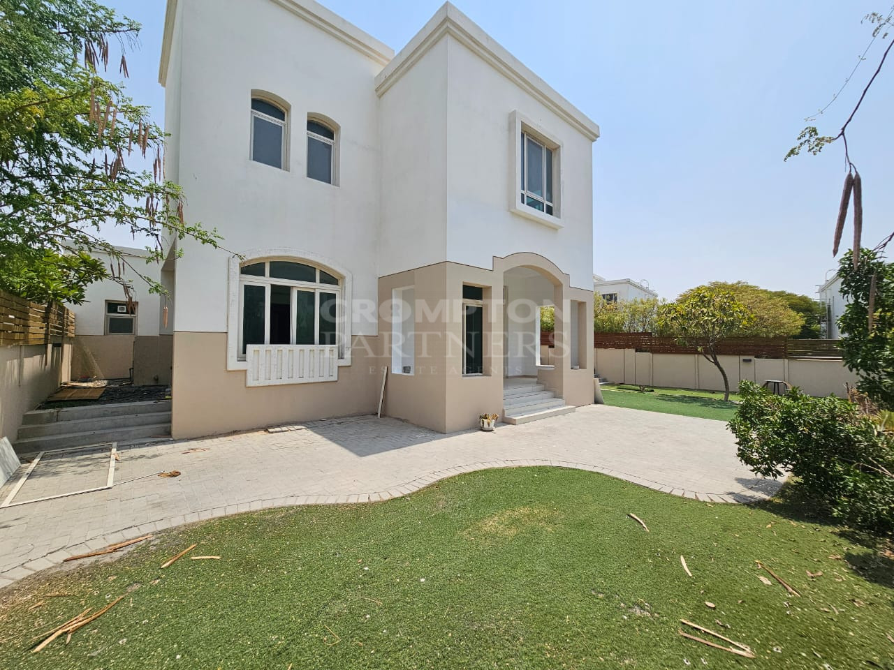 Corner | Park View | Waterfall | Villa | Phase 1 - Photo 2