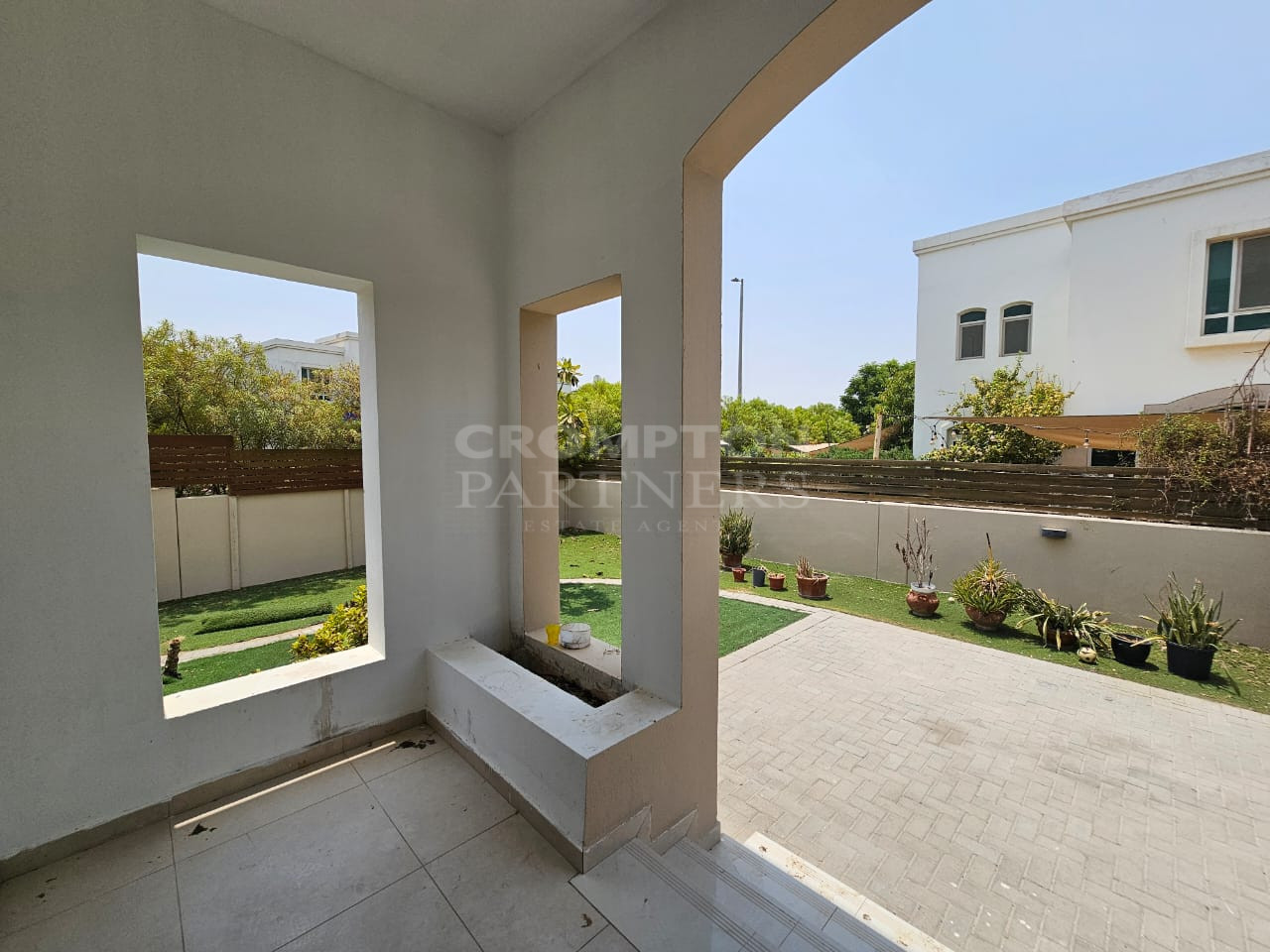 Corner | Park View | Waterfall | Villa | Phase 1 - Photo 3
