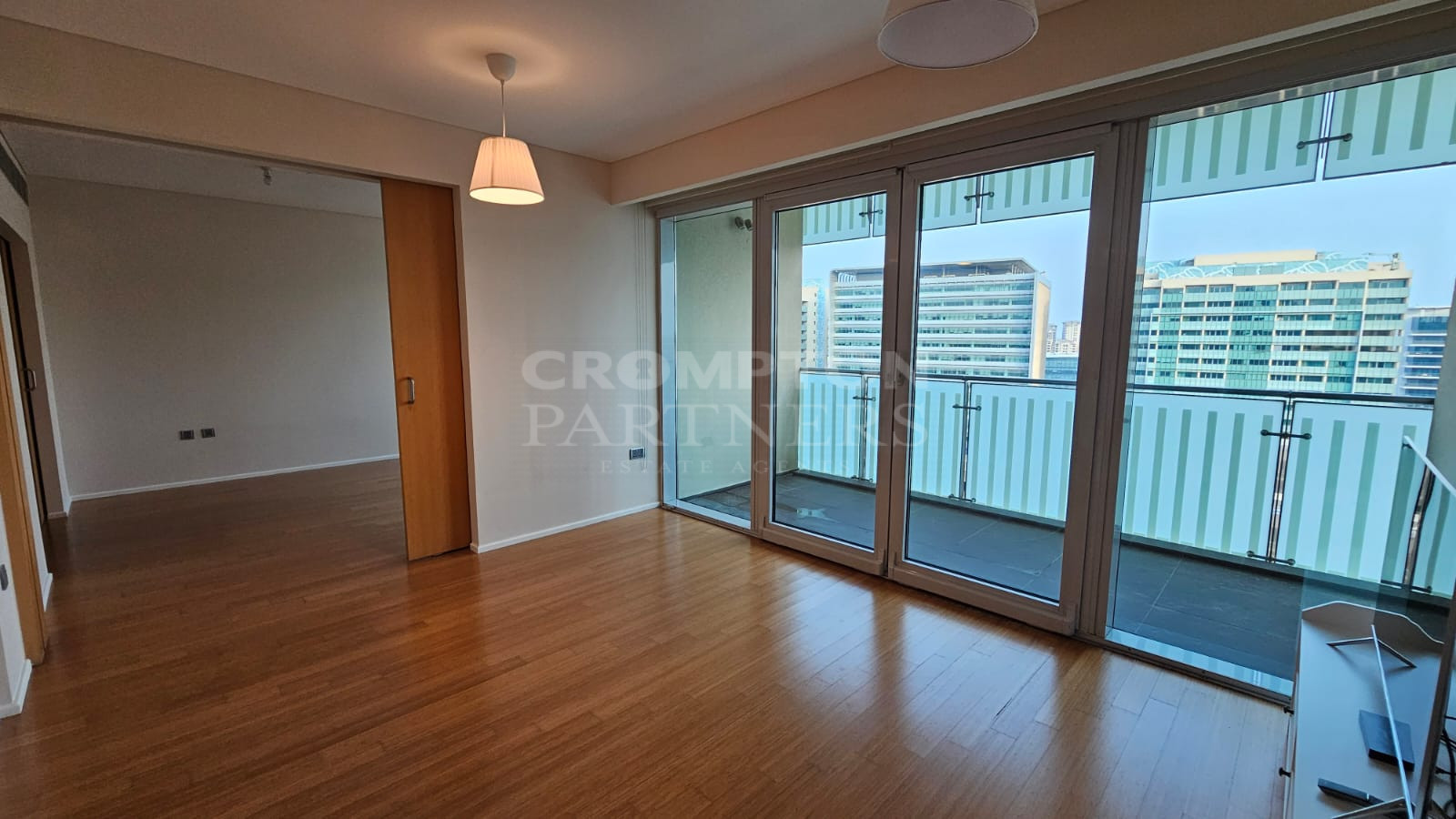 Tenanted l High Floor l Beatiful Canal Views - Photo 3