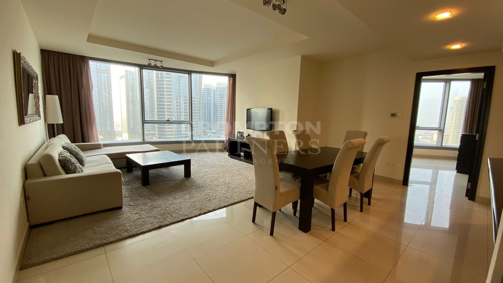 Fully Furnished | Maids Room | Vacant And Ready - Photo 2