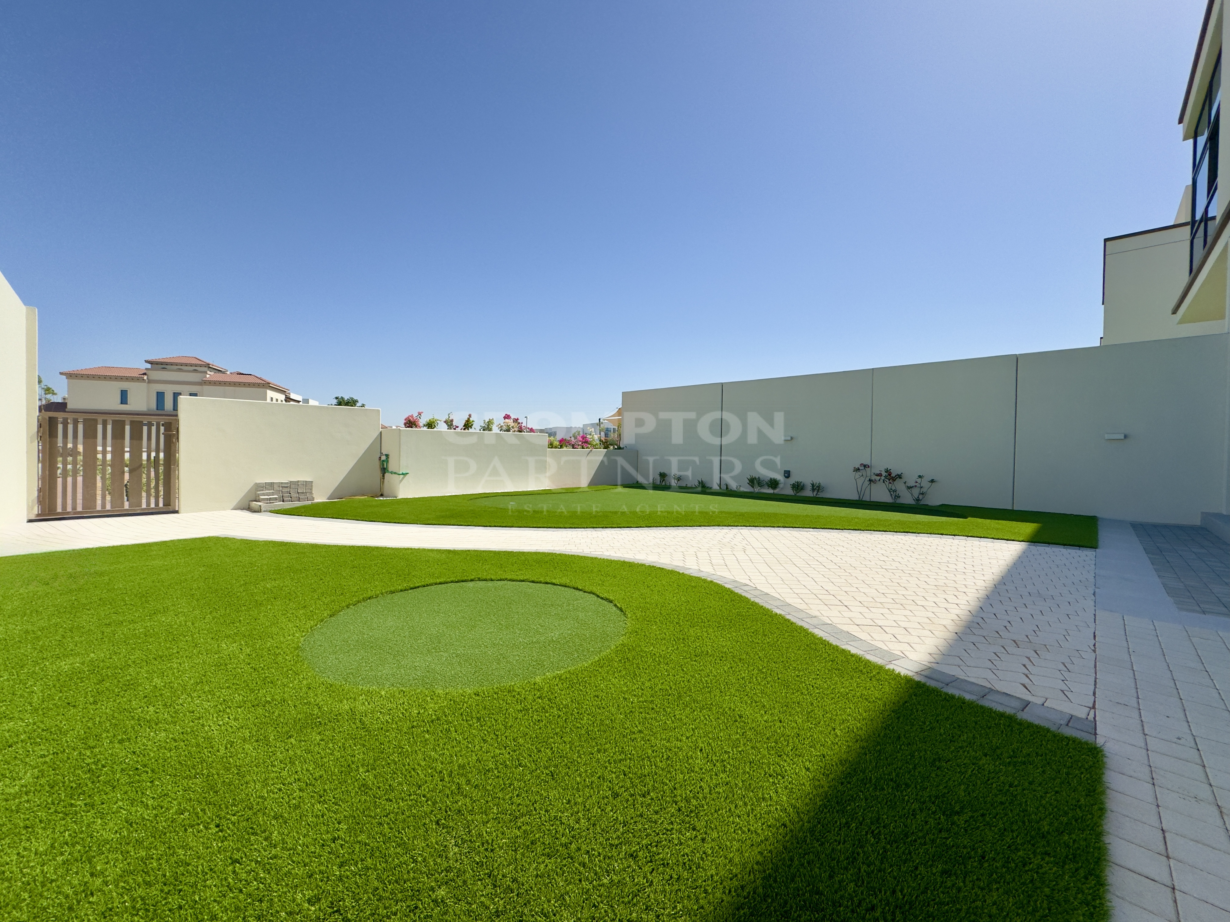 Extended with Garden I Facing the Park | New - Photo 3