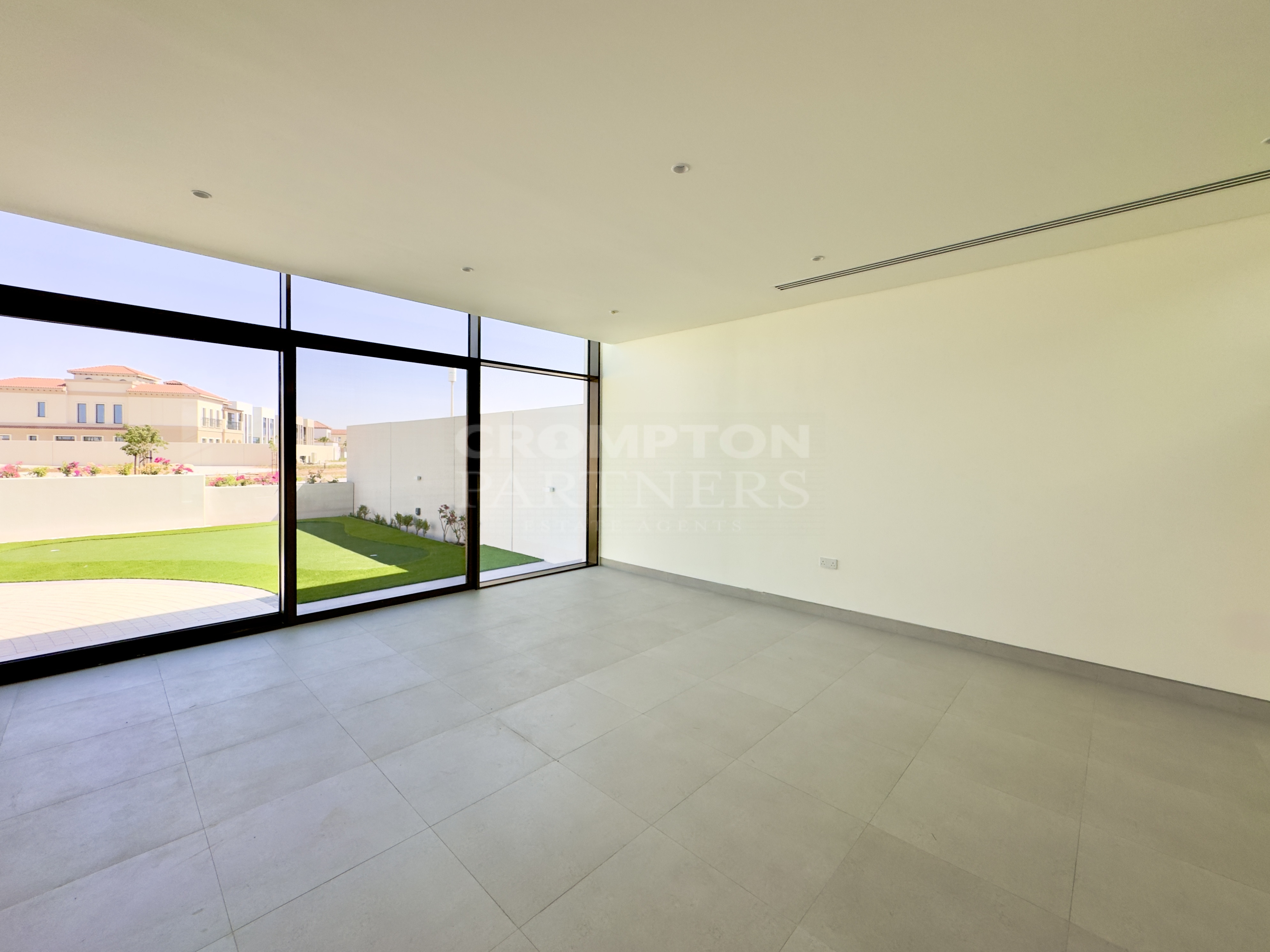 Extended with Garden I Facing the Park | New - Photo 4