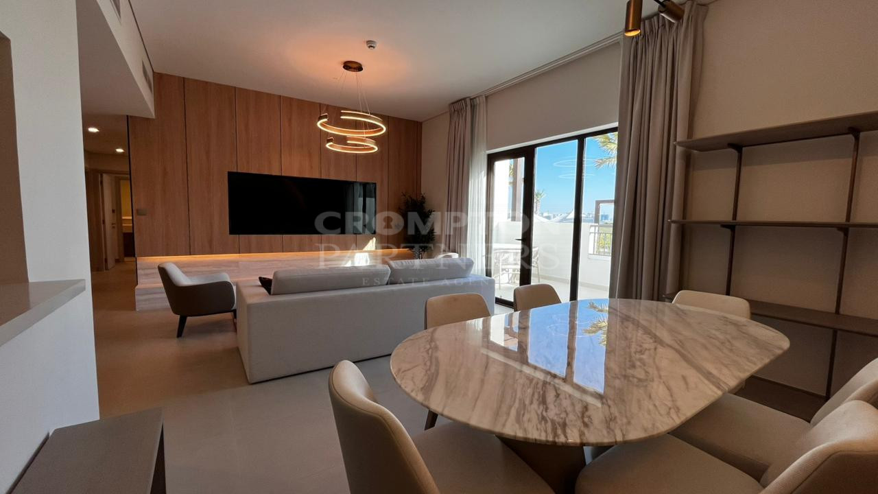 Upgraded Finishes | 2 Parking | Full Golf View - Photo 2
