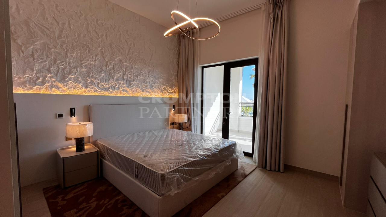 Upgraded Finishes | 2 Parking | Full Golf View - Photo 3