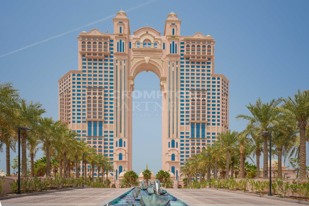 Luxury Living | Executive Floor | Sea View |2BR+M