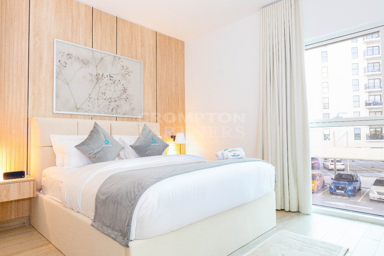 Fully Furnished | Actual Photos | Prime Location - Photo 3