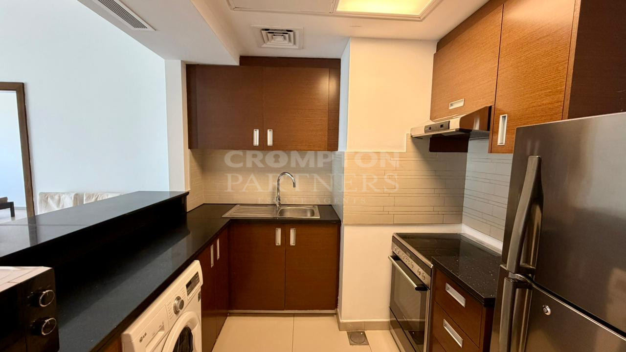 High Floor | Bigger Layout | Amazing Views - Photo 3