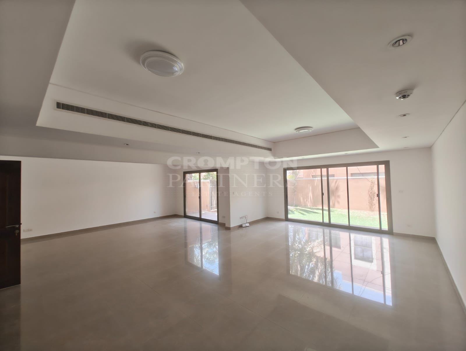 Premium Layout l Vacant and Ready to Move