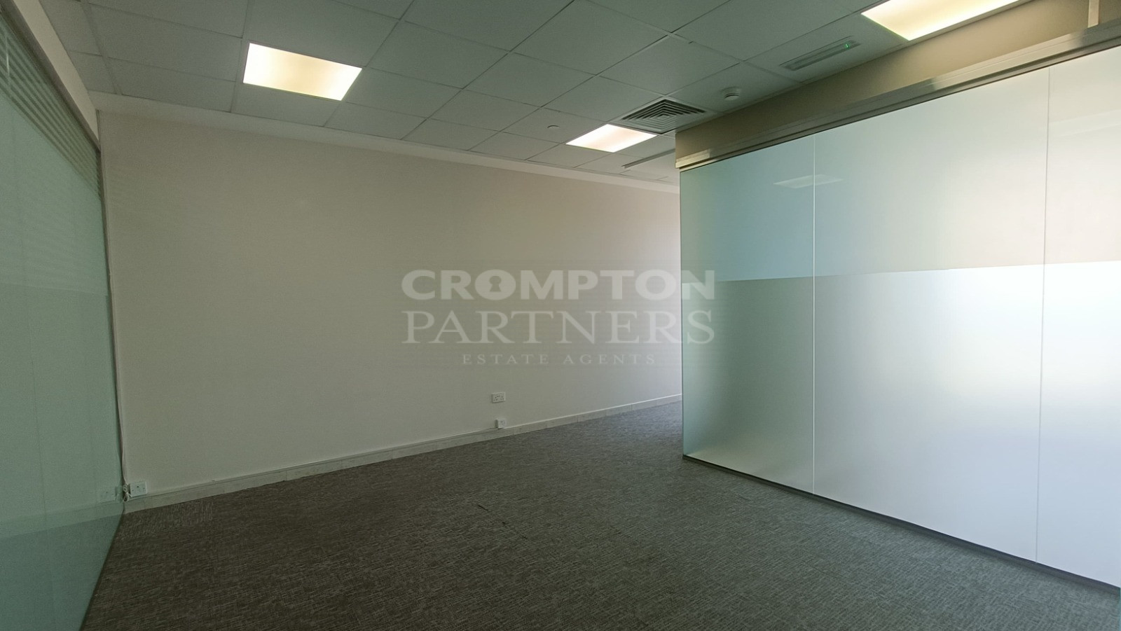 Fully Glass Partitions | Vacant | Fitted Office - Photo 4