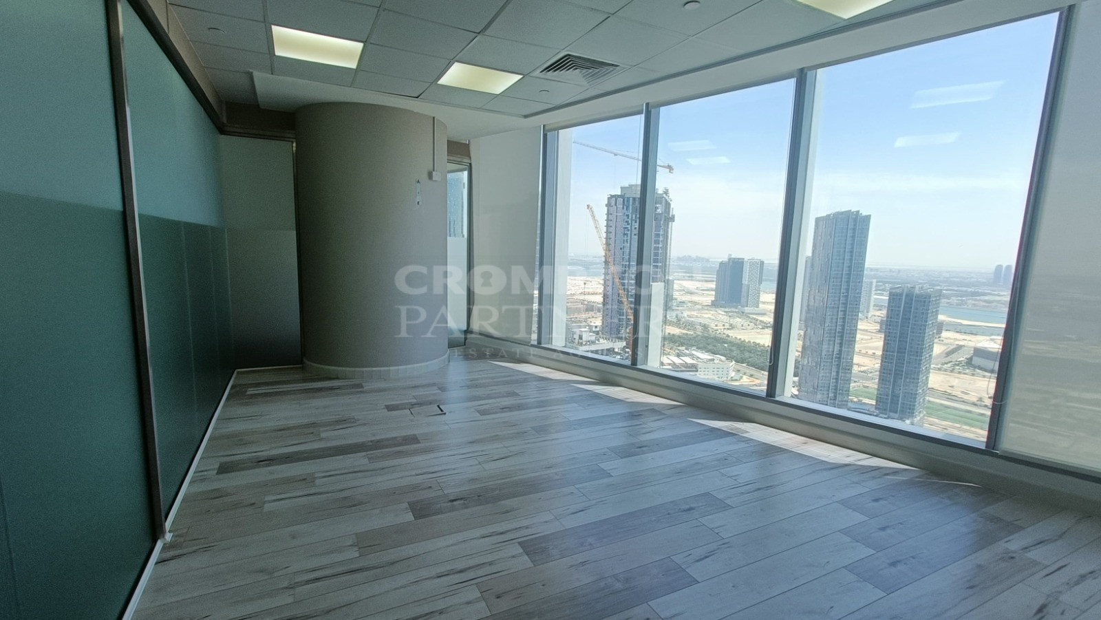 Fully Glass Partitions | Vacant | Fitted Office