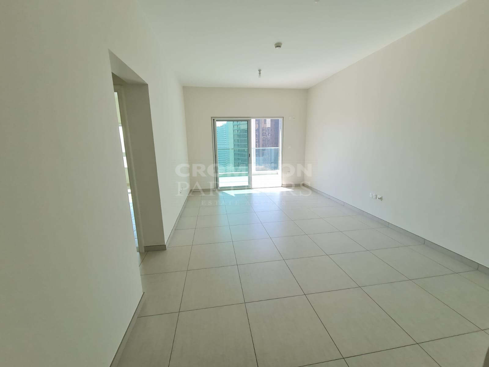 Prime 1BR unit | Canal View | High Floor | Rented - Photo 3