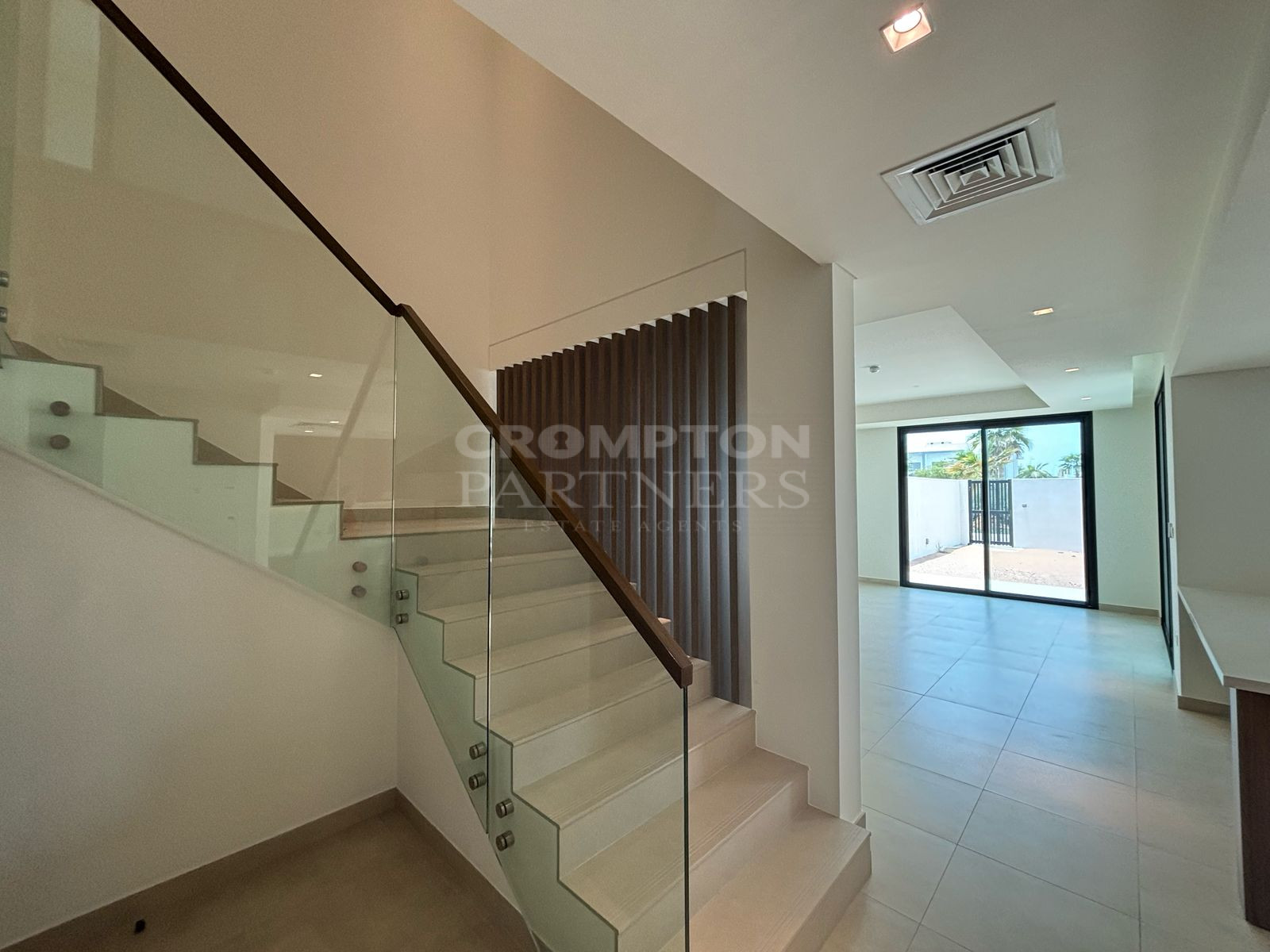 Modern 2BR | Prime Location | Family Home - Photo 4
