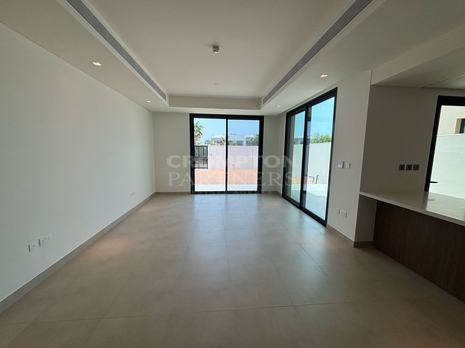 Modern 2BR | Prime Location | Family Home - Photo 3