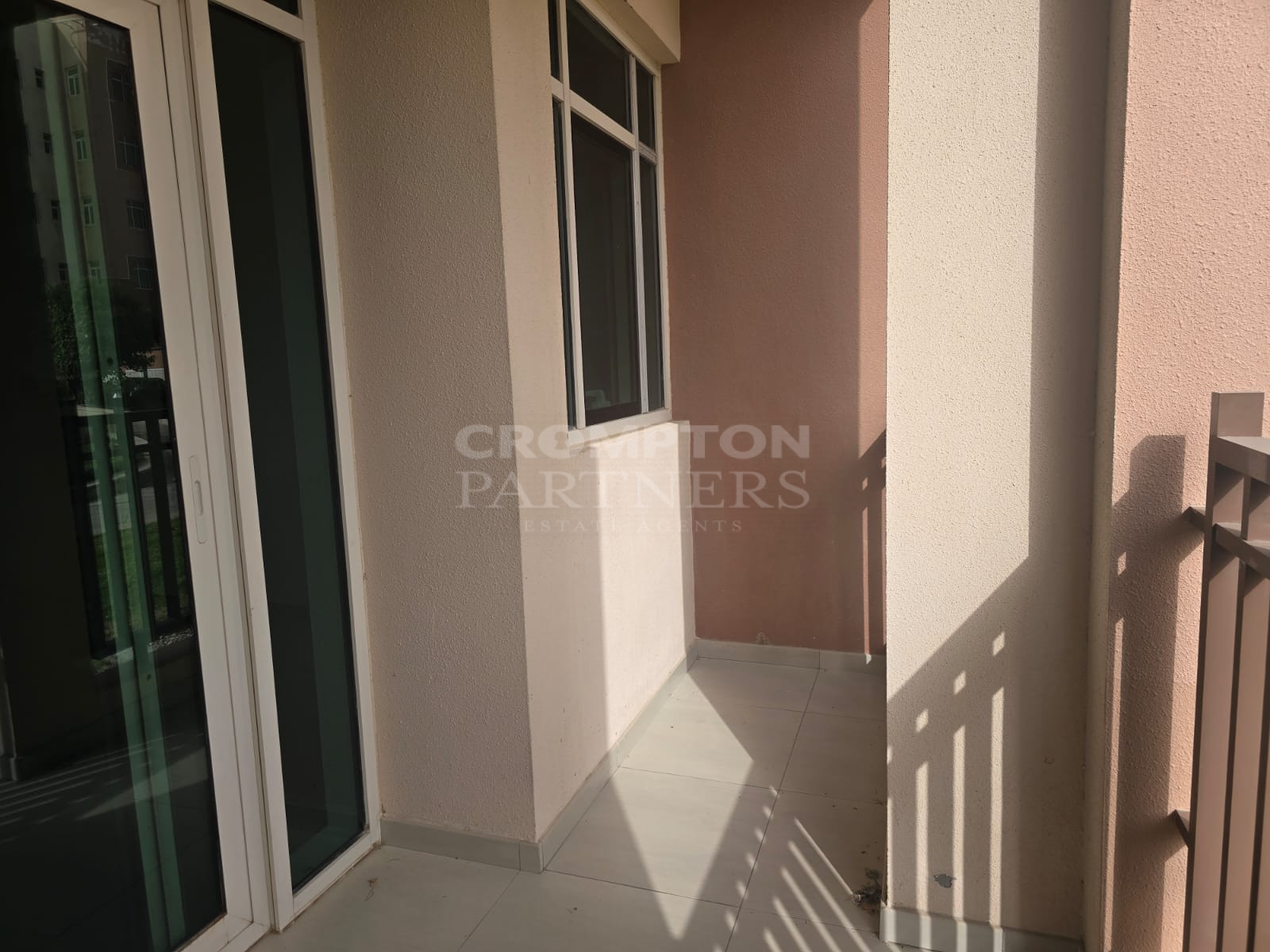 Waha building | Ground Floor | Well Maintained - Photo 4