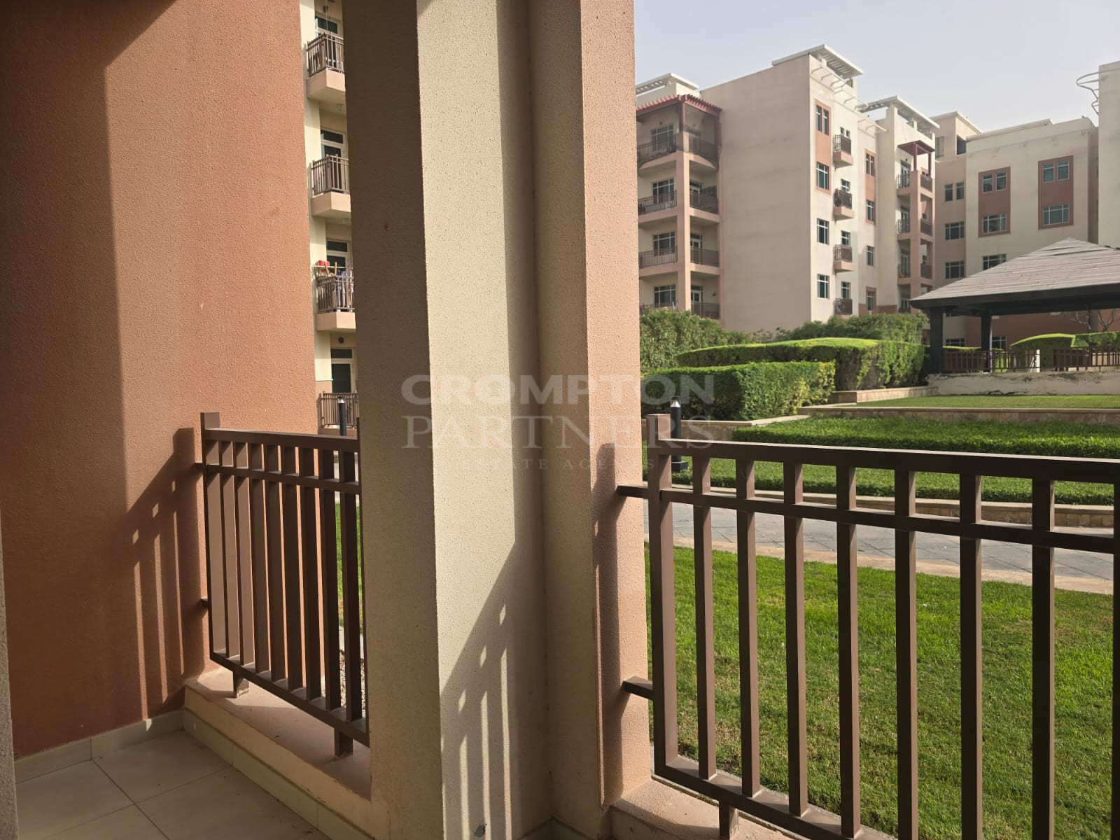 Waha building | Ground Floor | Well Maintained - Photo 2