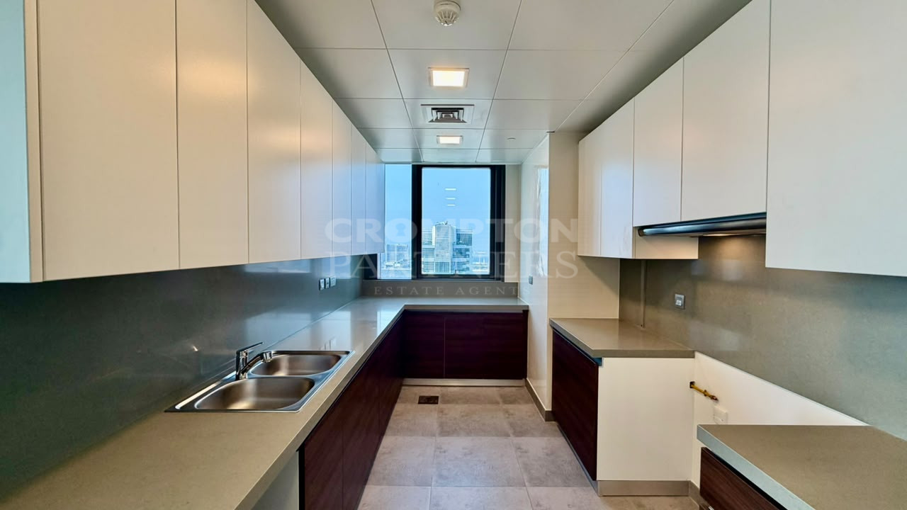 Lavish | Best Location | Close To Reem Mall - Photo 5