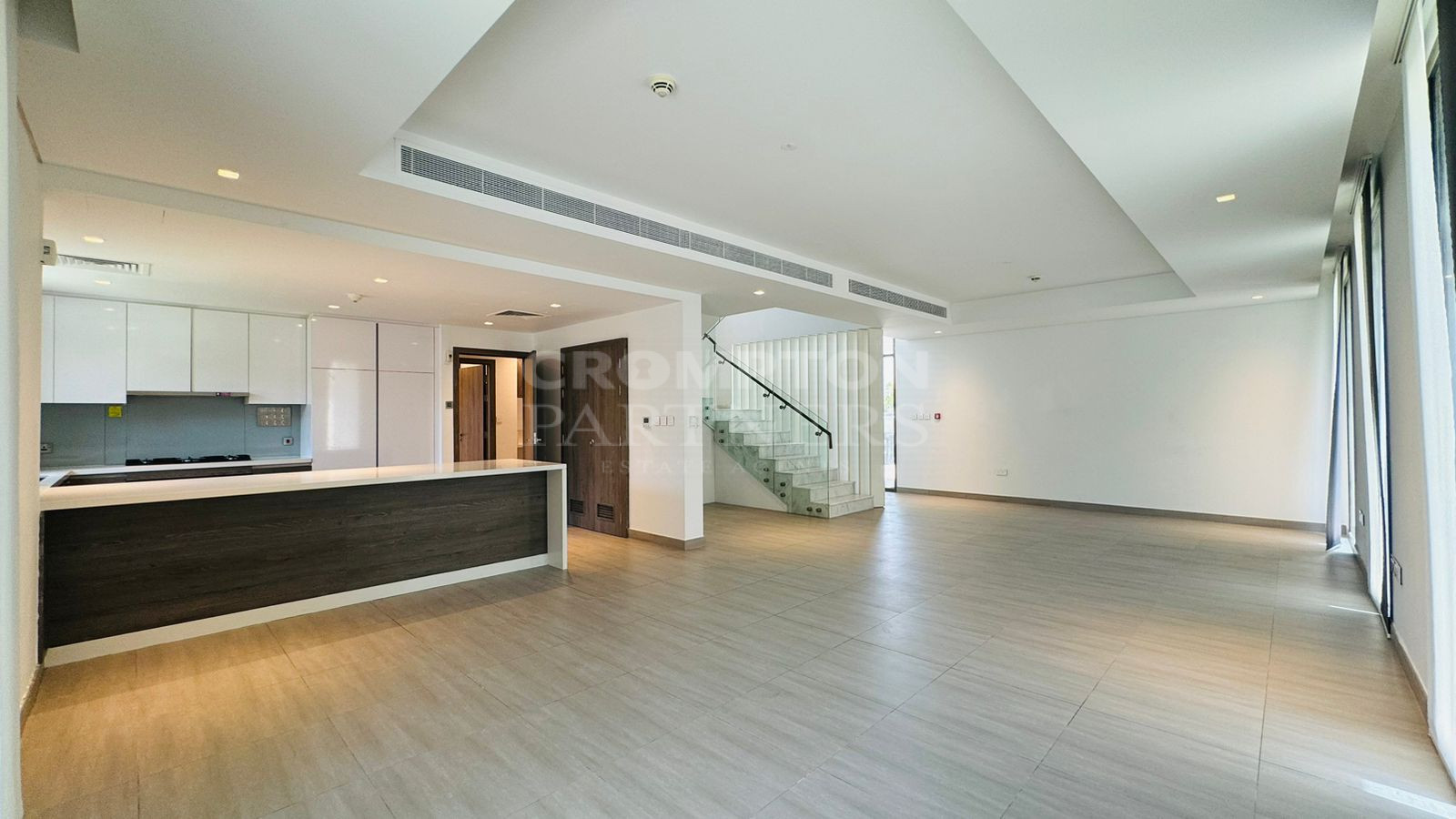 Ready To Move In | Spacious | Great Family Home - Photo 4