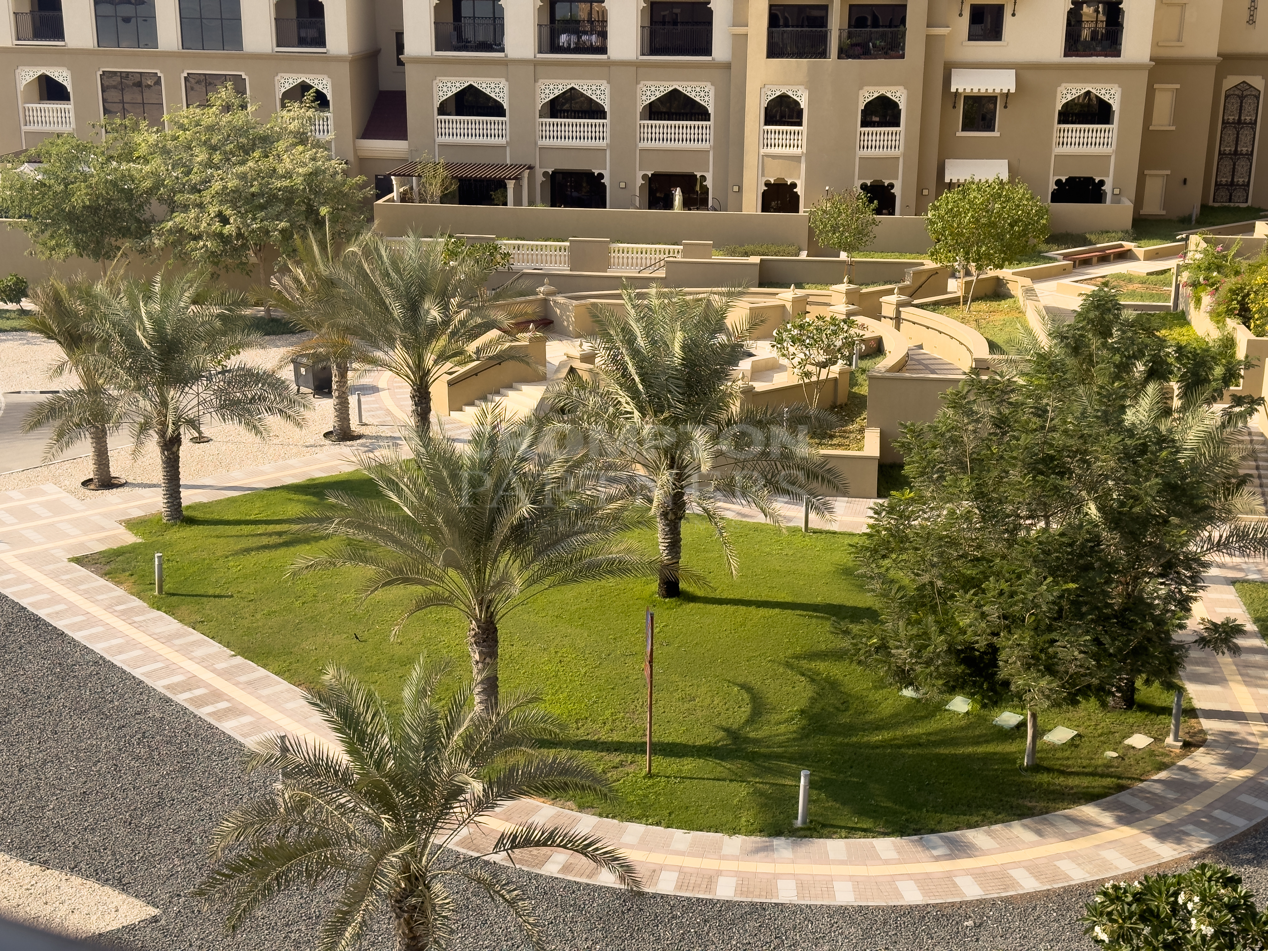 Private Access | Sea View | Maids | Vacant - Photo 5