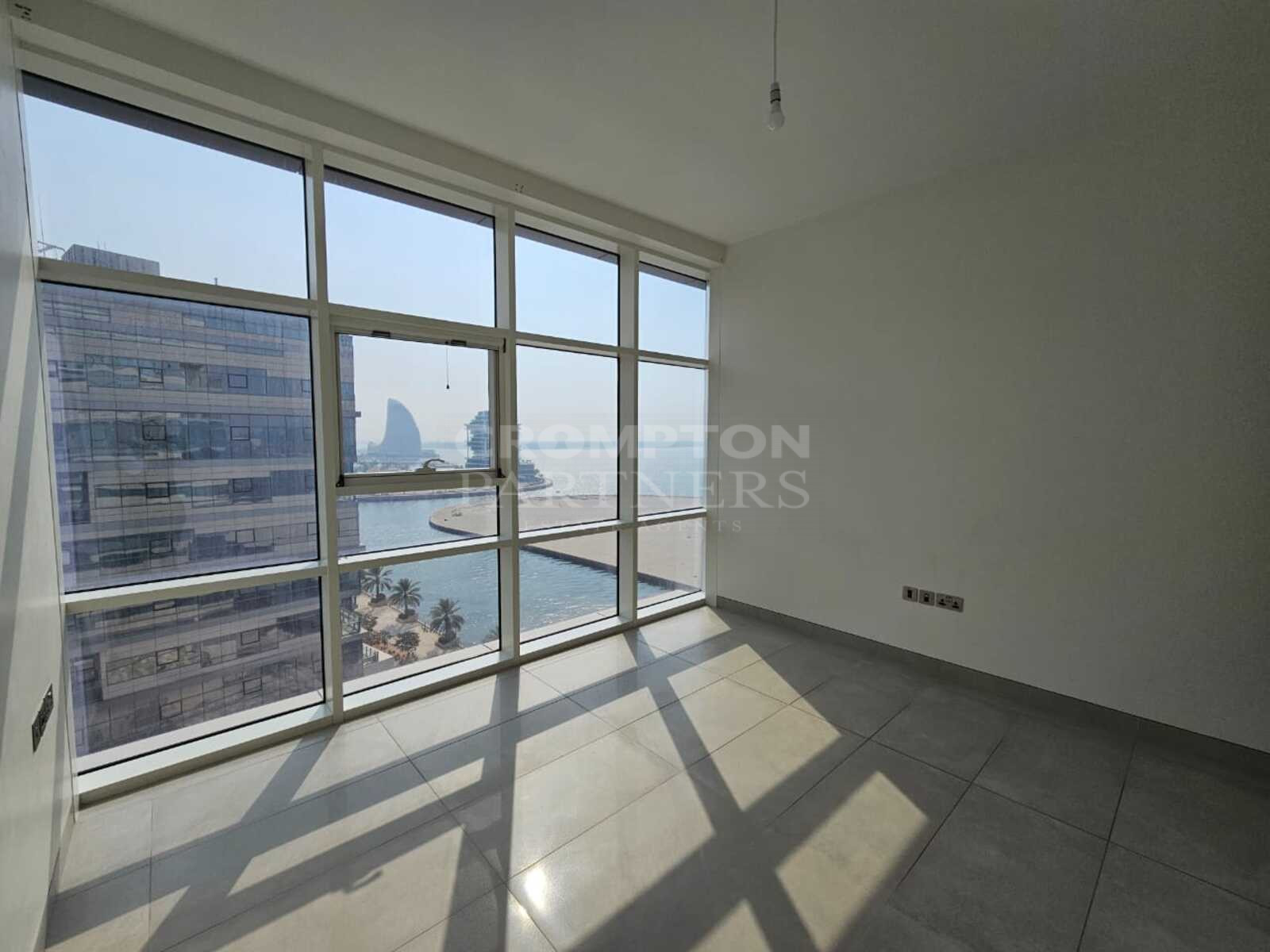 Full Sea View | Largest Layout | Well Maintained - Photo 4