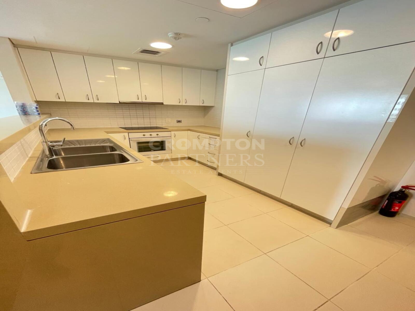 Road View 2BR Apt | Vacant Soon | Beach Access - Photo 4