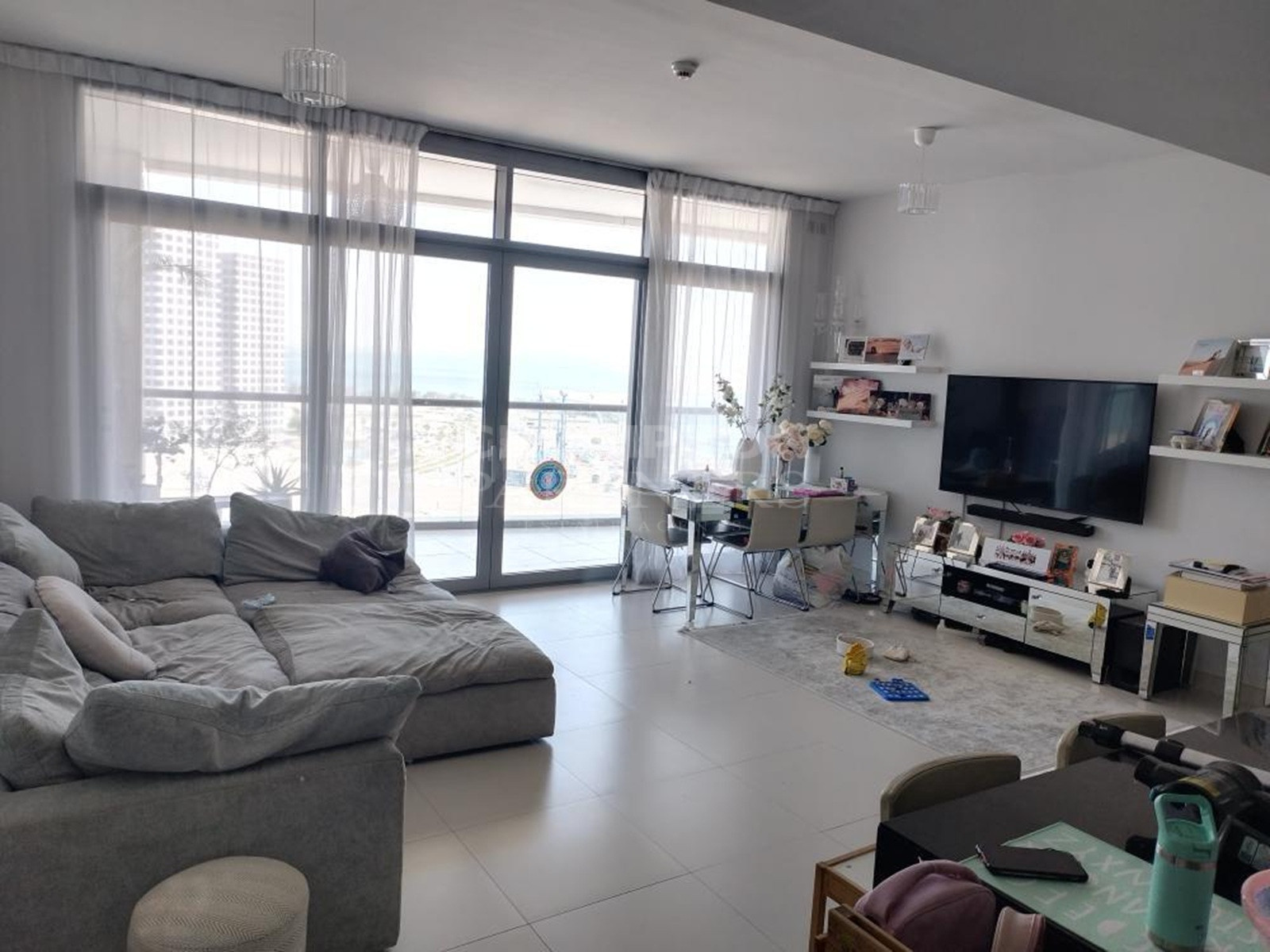 Rare High Floor |Sea & Canal View |Owner Occupied - Photo 3