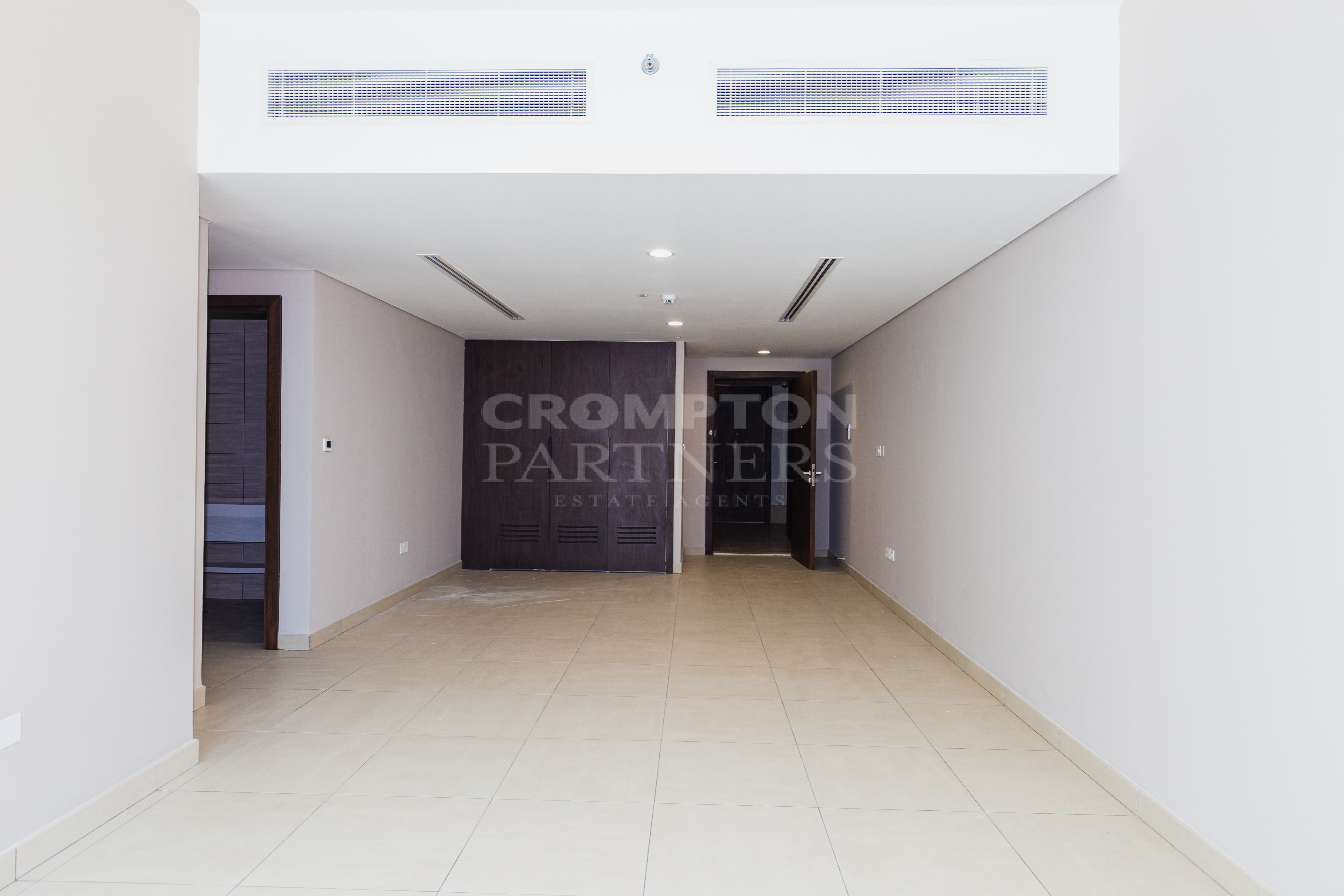 Sea View | Prime Location | Ready To Move In - Photo 4