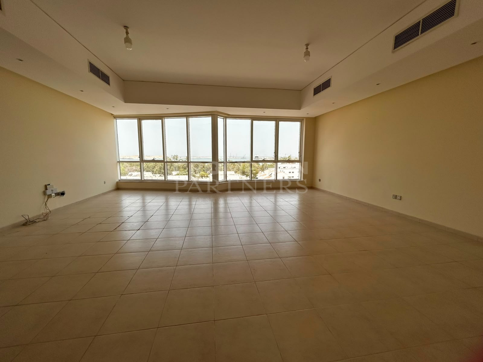 Prime Area | Great Family Home | Vacant Now
