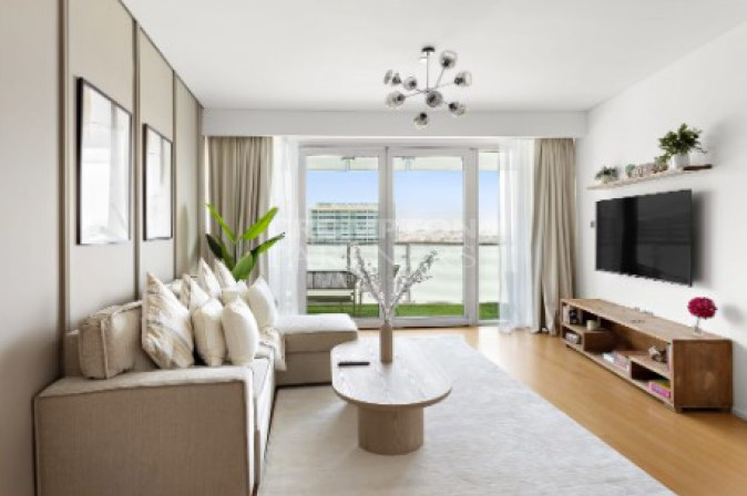 Vacant Furnished 2BR | Canal View | Beach Access - Photo 4