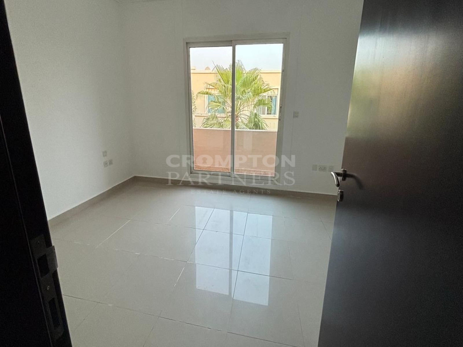 Well-Maintained 2BR| Move-In Ready|Prime Location - Photo 2