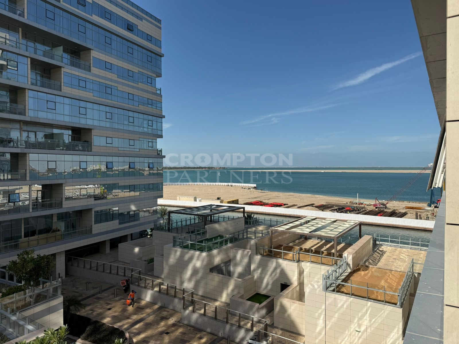 Stunning 1BR | Vacant unit| Sea View | Raha Beach