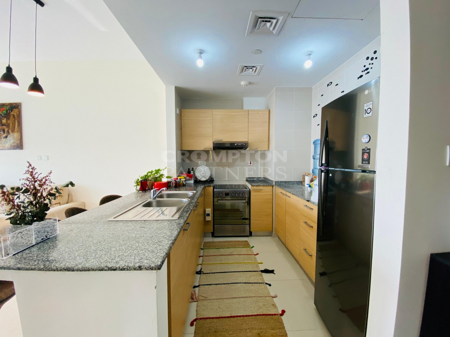 Best Location | Great Amenities | Inquire Now - Photo 5