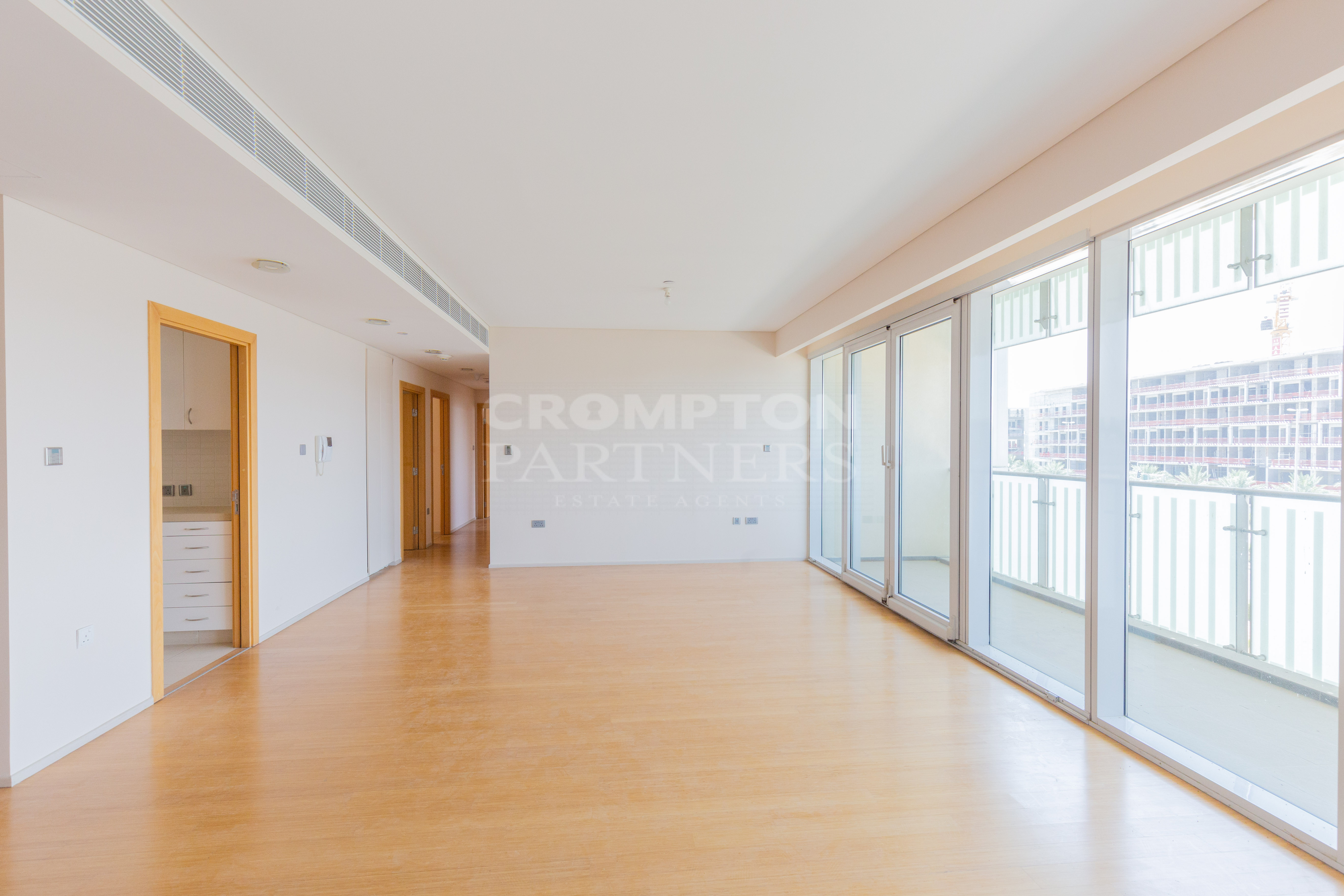 Spacious 3BR+Maid | Corner Unit | Community View - Photo 4