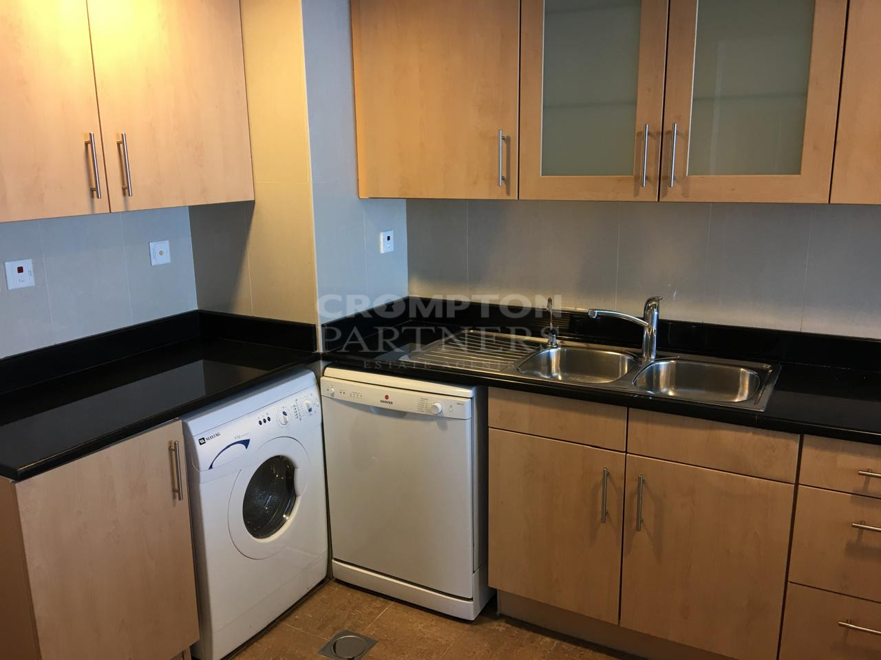 Spacious | High Floor With Mesmerizing Views - Photo 5