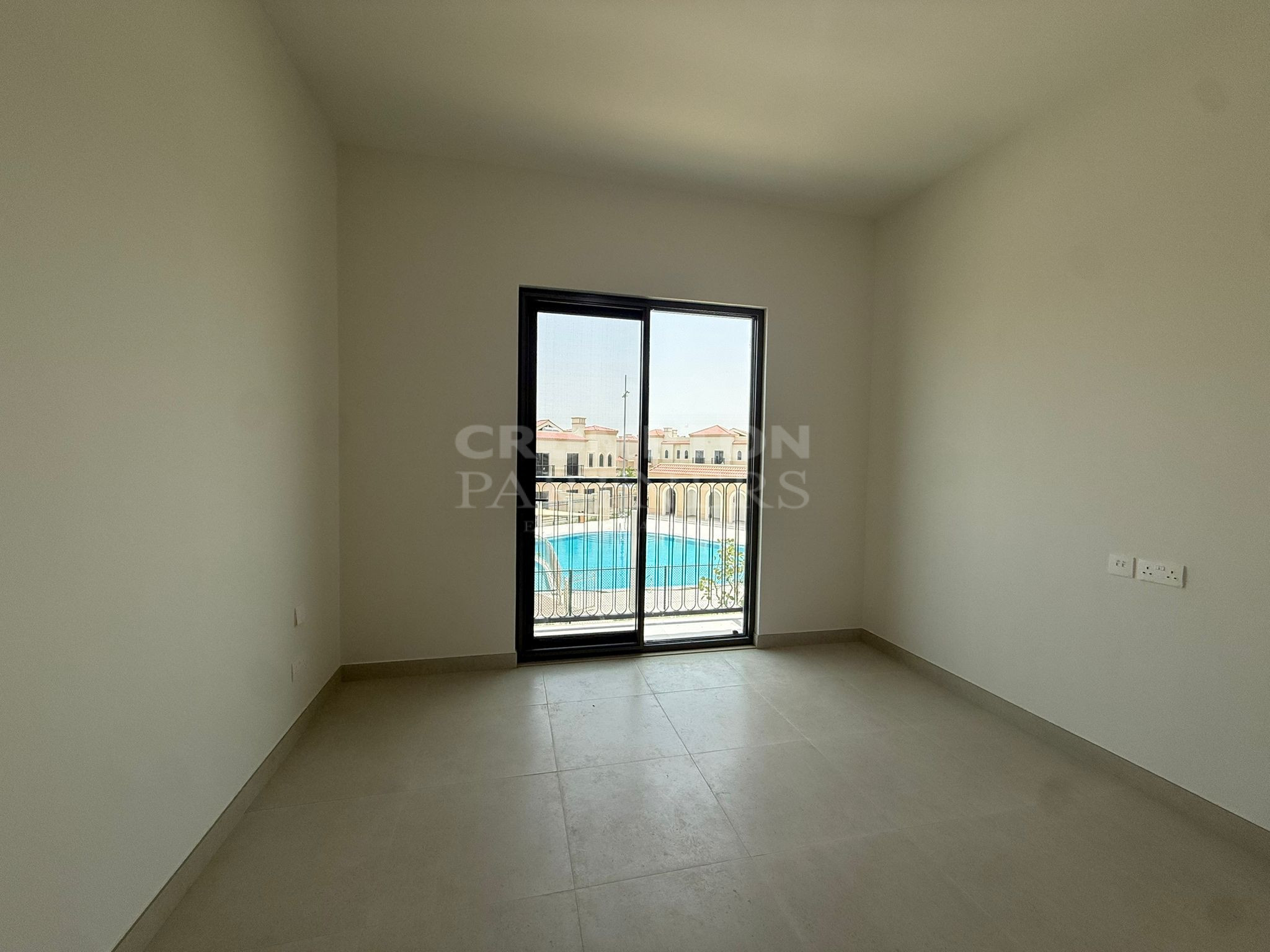 Double Row|Owner Occupied|Premium Facilities - Photo 5